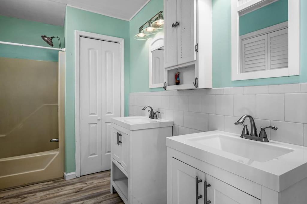 Pool Haven Ocean View Villa остров Оук Екстериор снимка